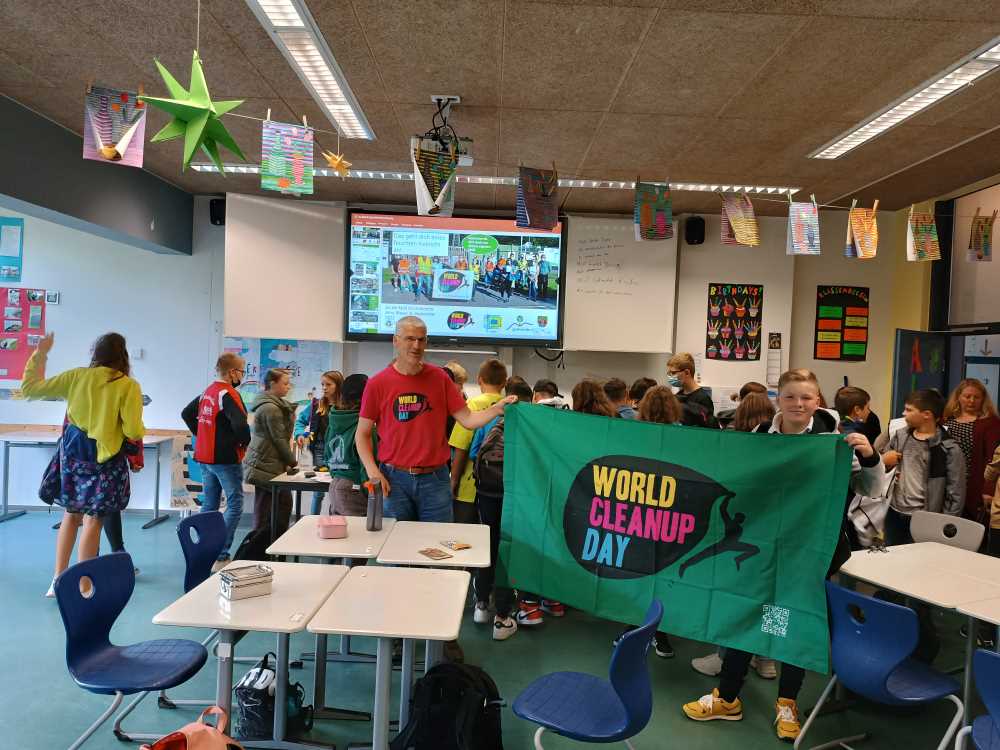Auftakt zum World Cleanup Day an der Gemeinschaftsschule Marpingen
