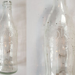 gefunden am 28. Februar 2020<br />
auf der Hardt in Fürth, Richtung Dörrenbach<br/>
Flasche mit Einprägungen "Coca Cola Schutzmarke Koffeinhaltig", "Coke Schutzmarke Limonade", "Kein Pfand", "Keine Rückgabe", "Keine Wiederbefüllung"<br/>
Das Modell kam Recherchen zufolge in Deutschland ab 1961 zum Einsatz